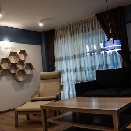Eurocomfort Apartments Пьятра-Нямц Экстерьер фото