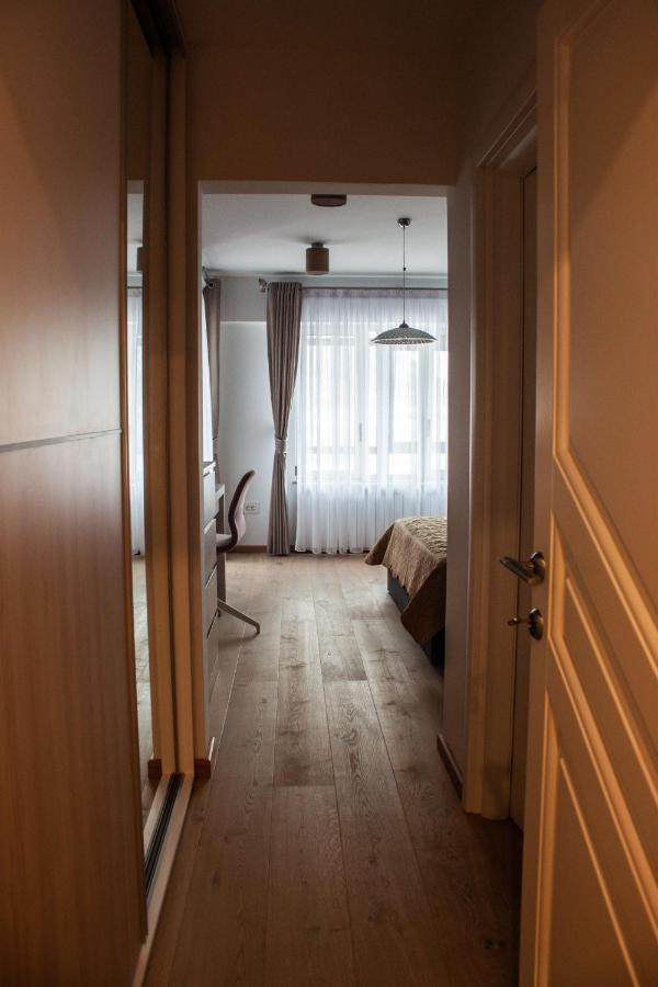 Eurocomfort Apartments Пьятра-Нямц Экстерьер фото