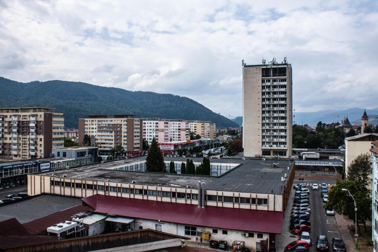Eurocomfort Apartments Пьятра-Нямц Экстерьер фото