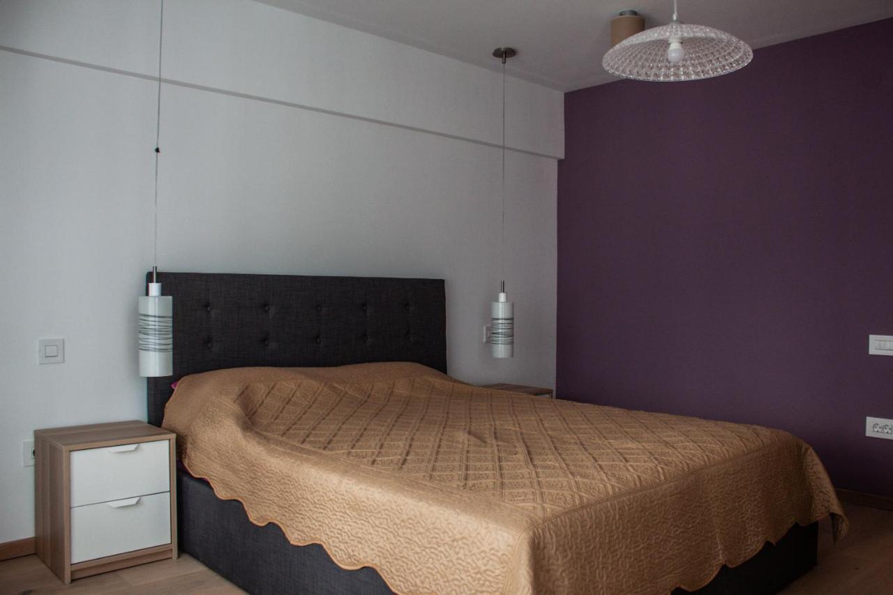 Eurocomfort Apartments Пьятра-Нямц Экстерьер фото