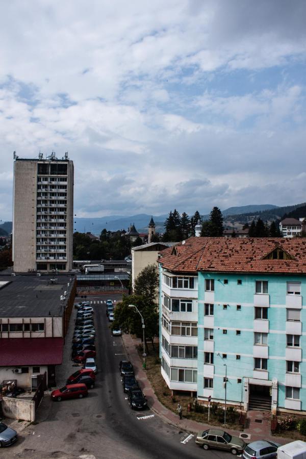 Eurocomfort Apartments Пьятра-Нямц Экстерьер фото