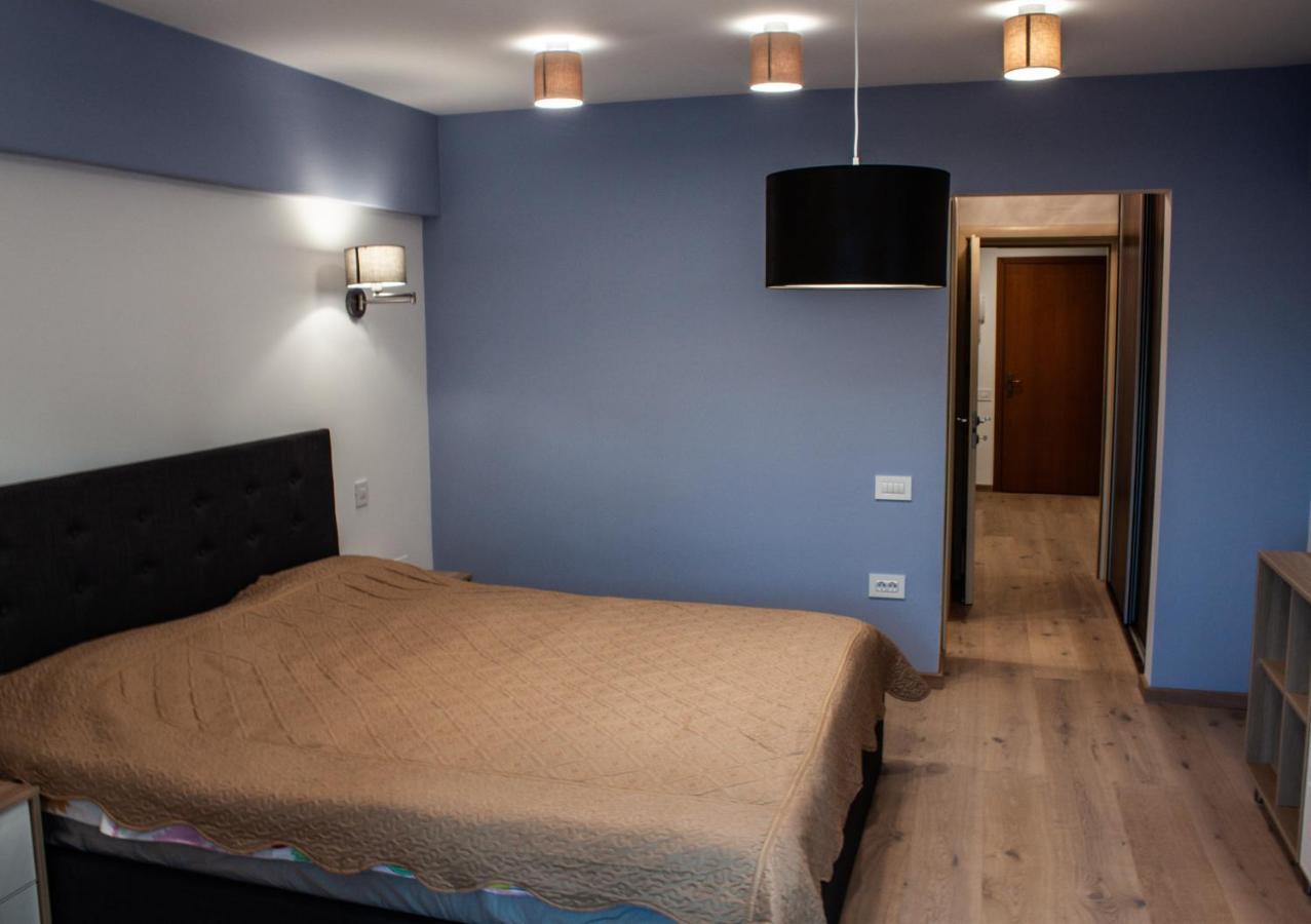 Eurocomfort Apartments Пьятра-Нямц Экстерьер фото