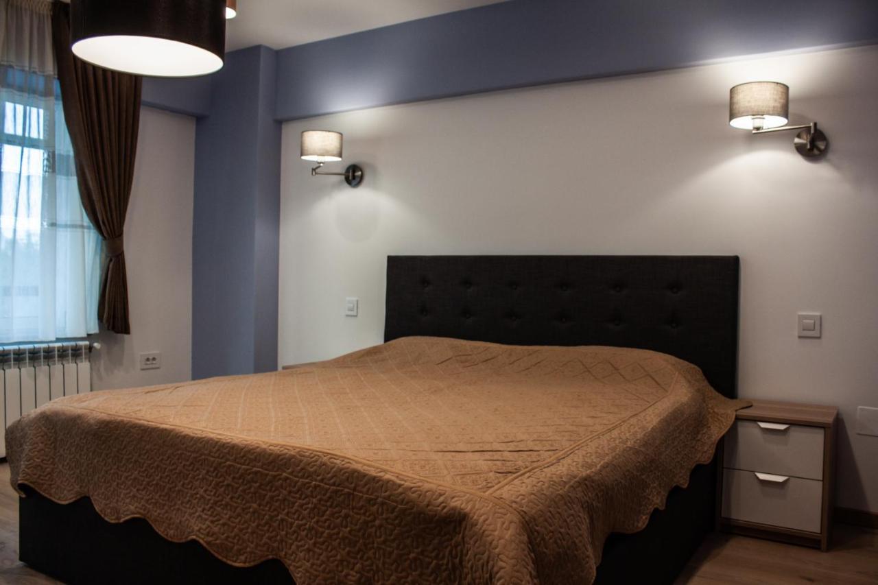 Eurocomfort Apartments Пьятра-Нямц Экстерьер фото