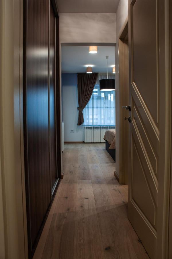 Eurocomfort Apartments Пьятра-Нямц Экстерьер фото